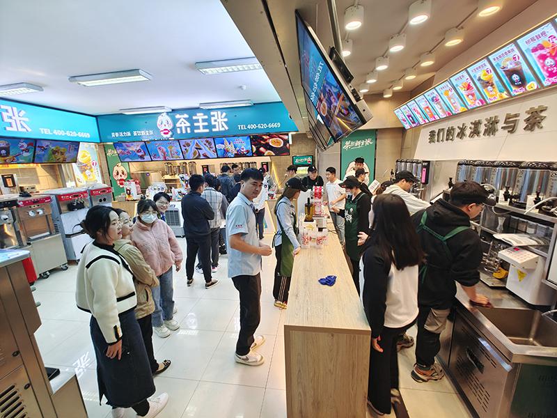 开奶茶店赚钱吗，多久可以回本